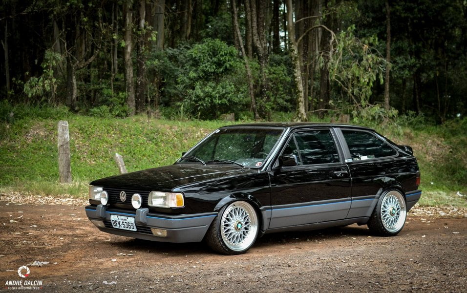 Gol-GTS-rebaixado-rodas-BBS