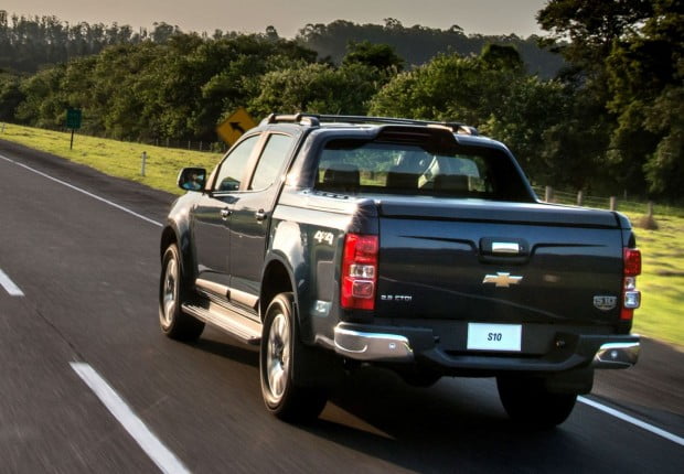Nova-Chevrolet-S10-2017-4-620x430