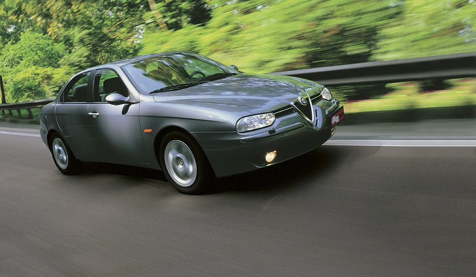alfa-156-2-5-v6-seda-da-alfa-romeo-testado-pela-revista-quatro-rodas