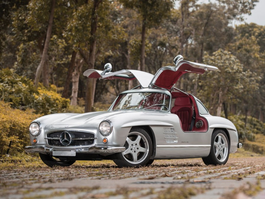1954-mercedes-benz-300sl-amg-image-via-rm-auctions_100460869_l-900x676
