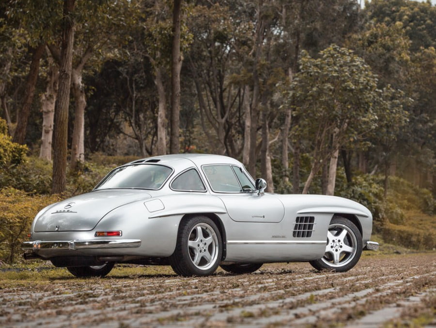 1954-mercedes-benz-300sl-amg-image-via-rm-auctions_100460870_l-900x676