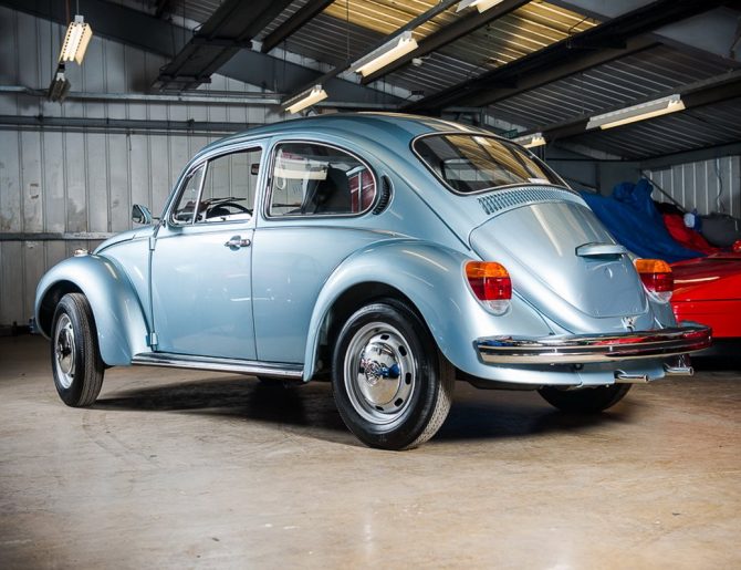 Volkswagen-Fusca-1974-01-2-670x515