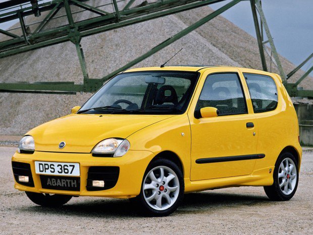 fiat_seicento_sporting_abarth_uk-spec_8-620x465