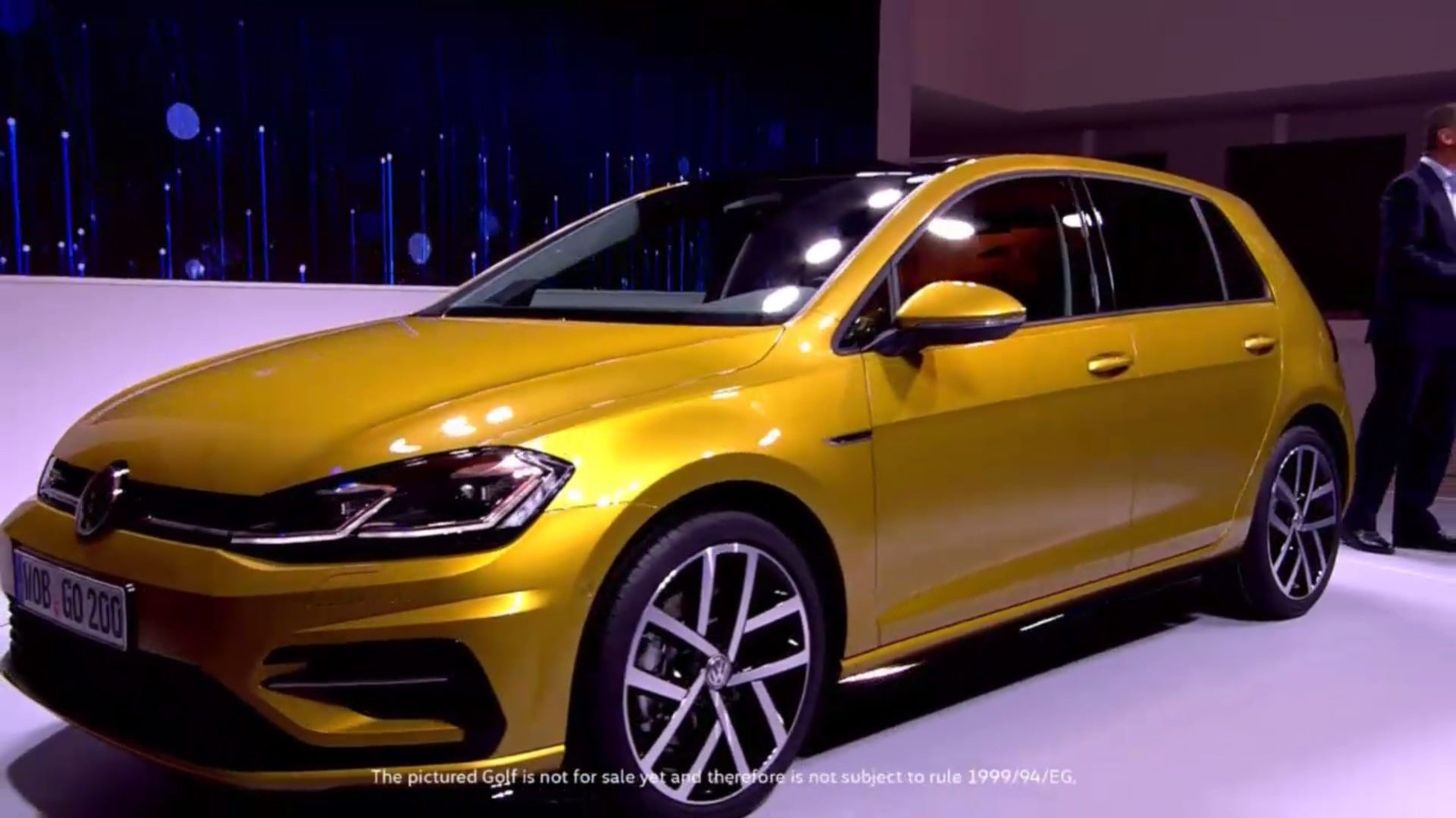 vw_golf_r-line_motor1_24