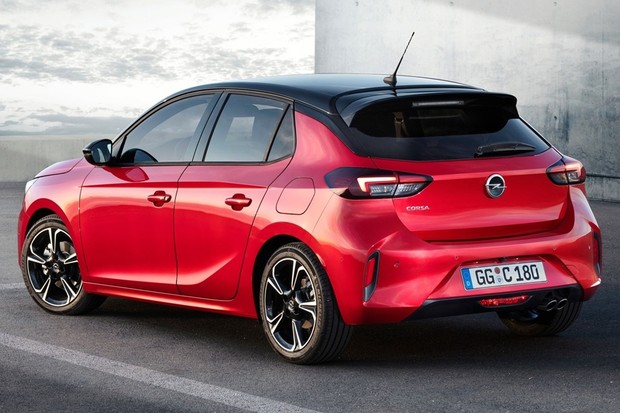 NA VERSÃO TOPO DE LINHA O CORSA CHEGA AOS 130 CV (FOTO: DIVULGAÇÃO)