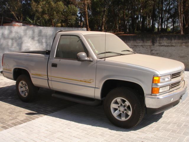 Chevrolet Silverado 2001 / Foto reprodução / Reginaldo de Campinas