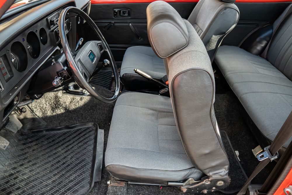 Toyota Corolla 1977 / Bring a Trailer