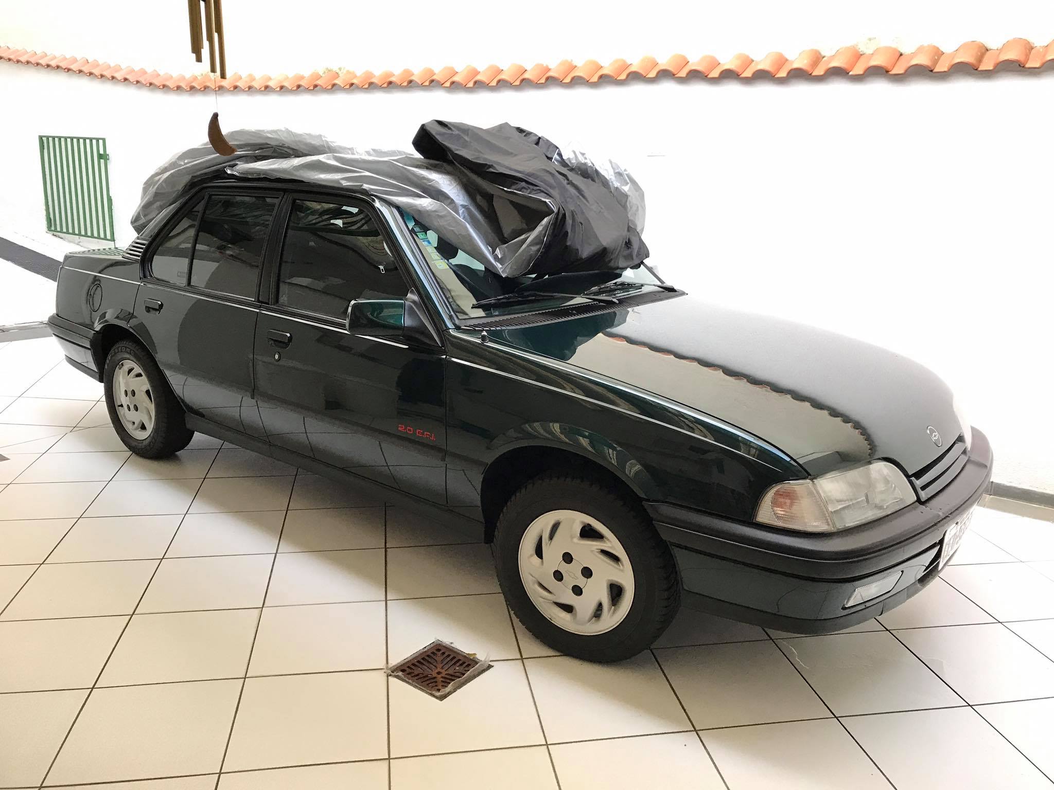 Já se passaram mais de 25 anos, porém a versão GLS do Monza 1996 segue arrancando suspiros por onde passa / Foto Reprodução: Julio Raridades