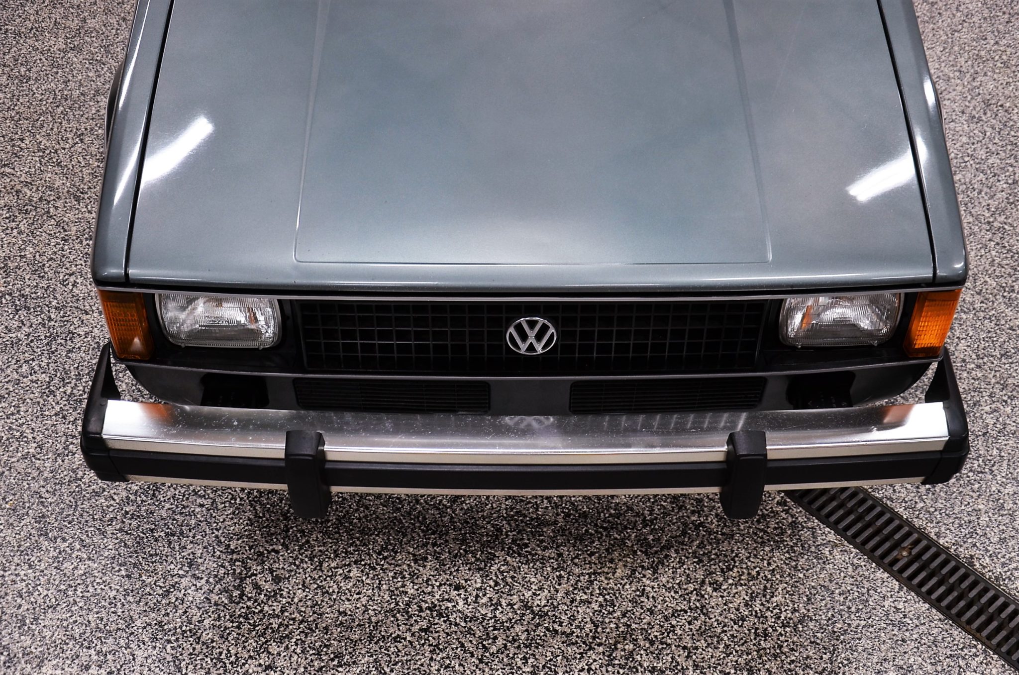 Pickup Volkswagen Rabbit ano 1982 / Foto reprodução / Bring a Trailer