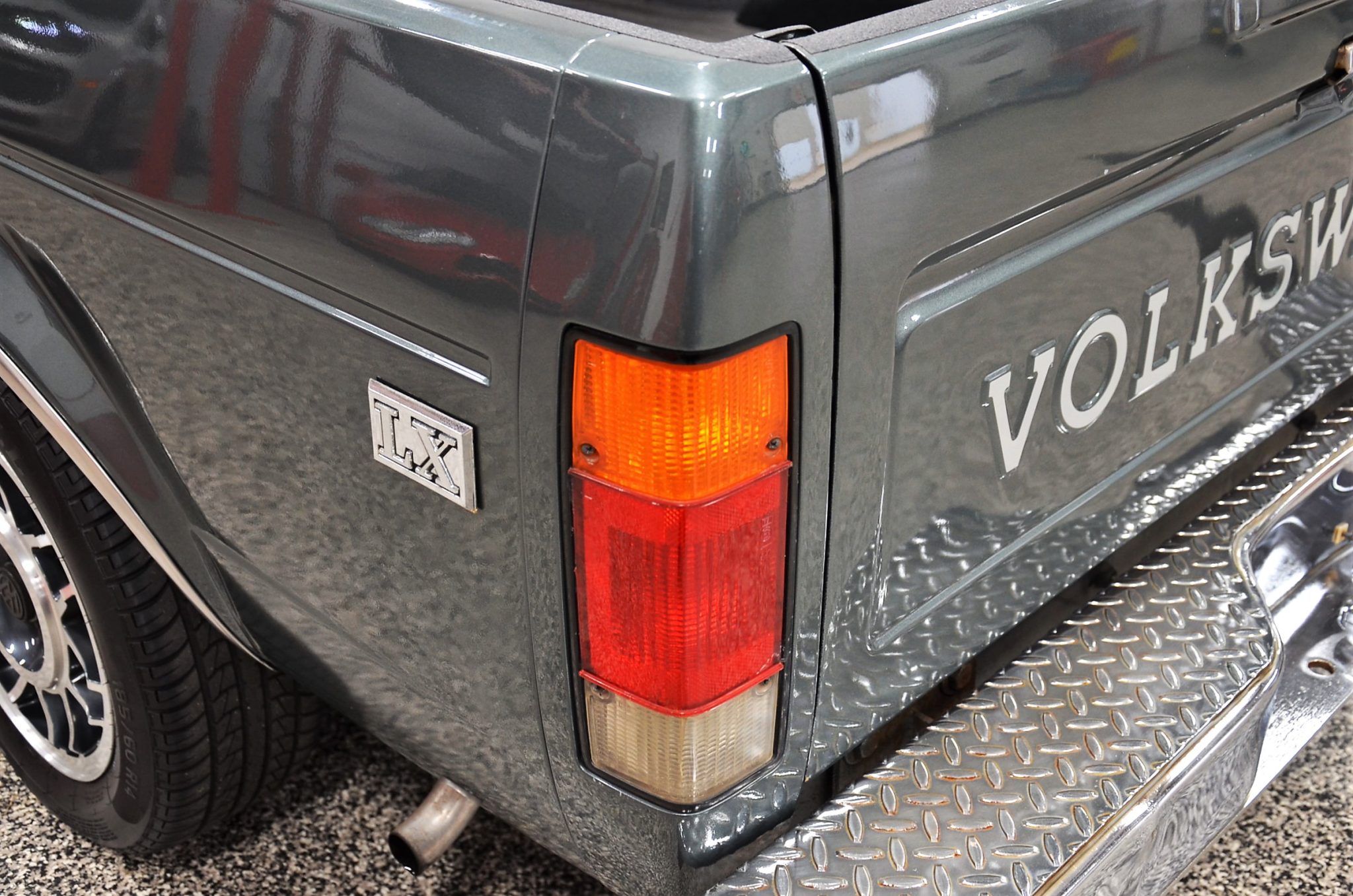 Pickup Volkswagen Rabbit ano 1982 / Foto reprodução / Bring a Trailer