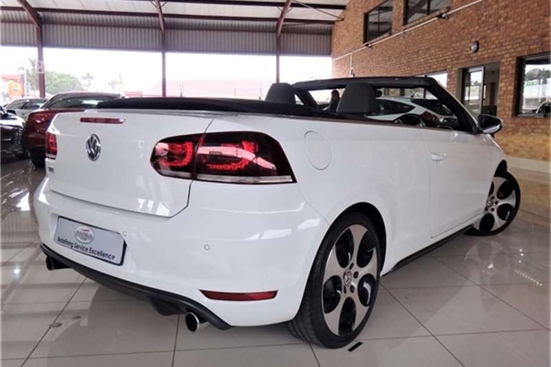 VW Golf GTI Conversível / Foto reprodução