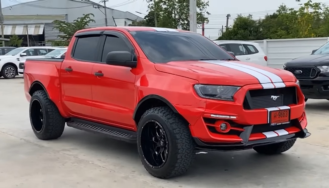 Pickup Ranger com cara de Ford Mustang / Foto reprodução / Wat Ford