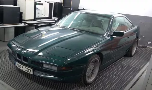 Incrível coleção de Carros Antigos encontrados abandonados em oficina / Foto reprodução / Restaurações M539