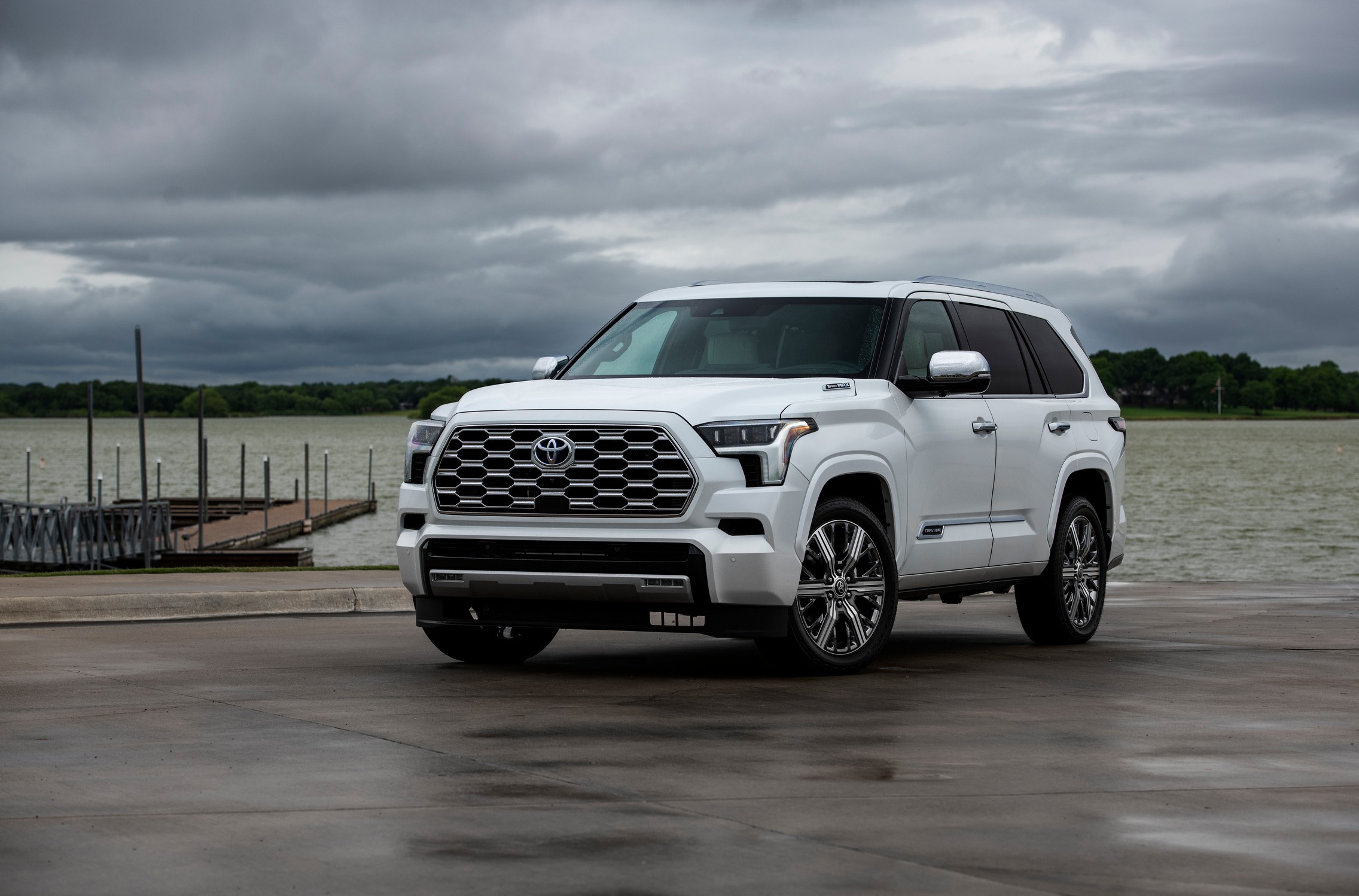 Toyota Sequoia 2023 / Foto reprodução