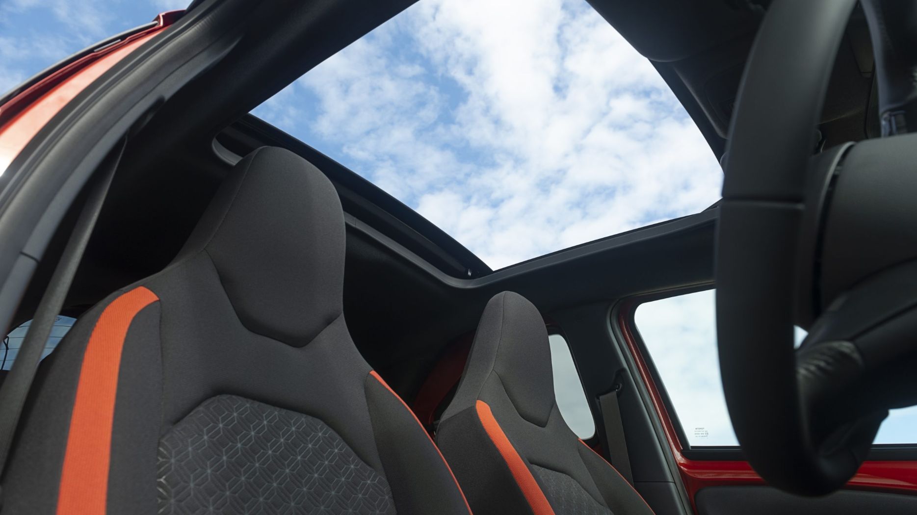 SUV Toyota Aygo X / Foto reprodução Toyota