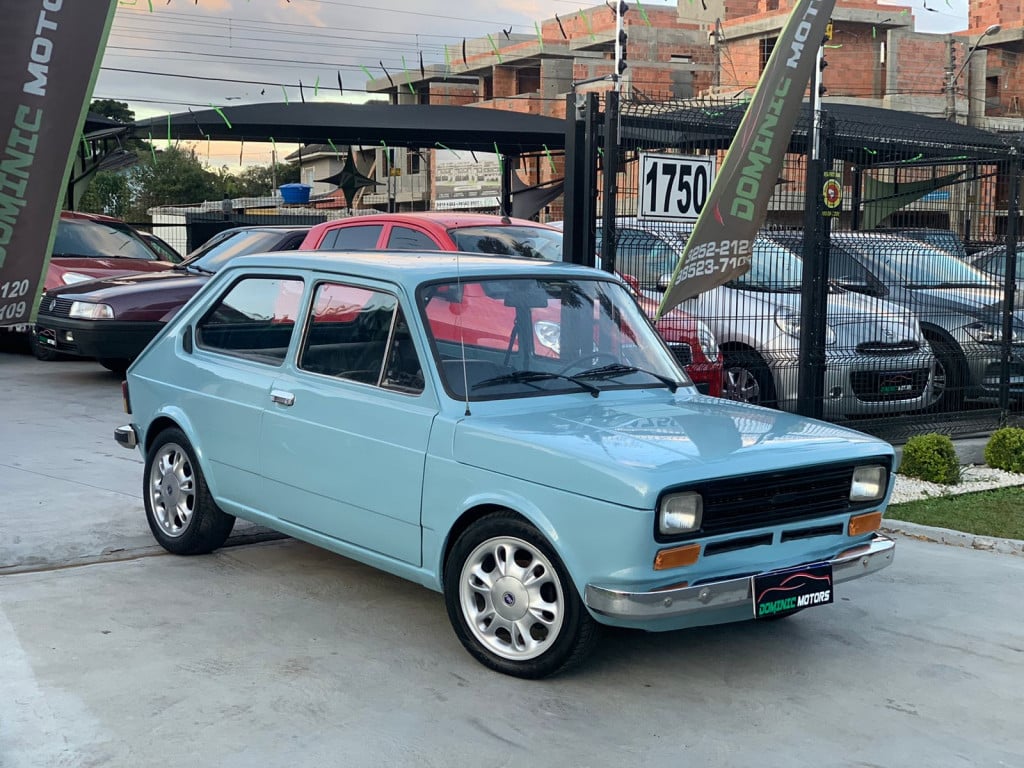 Fiat 147 1.3 Gl Gasolina 2p Manual em Curitiba / Foto: Dominic Motors