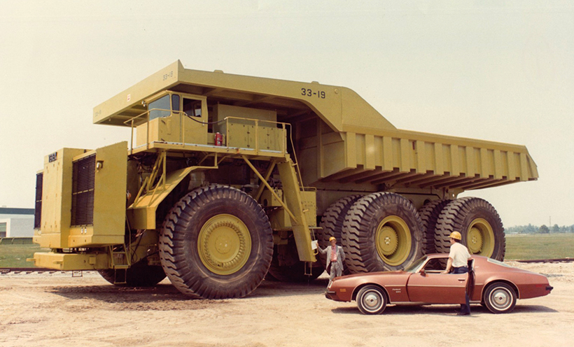 O tamanho do Terex Titan era assustador / Foto reprodução: GM