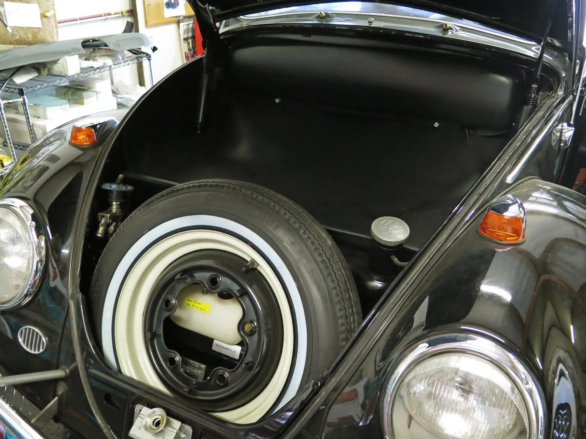 VW Fusca 1964 / Photo: spicercollectorcars.com