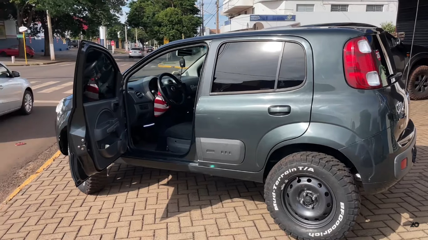 Fiat Uno SUV Country / Foto reprodução / Adriano Oliveira / Youtube