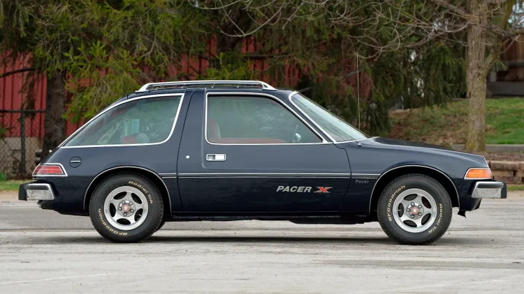 AMC Pacer 1975 / Foto: Mecum Auctions