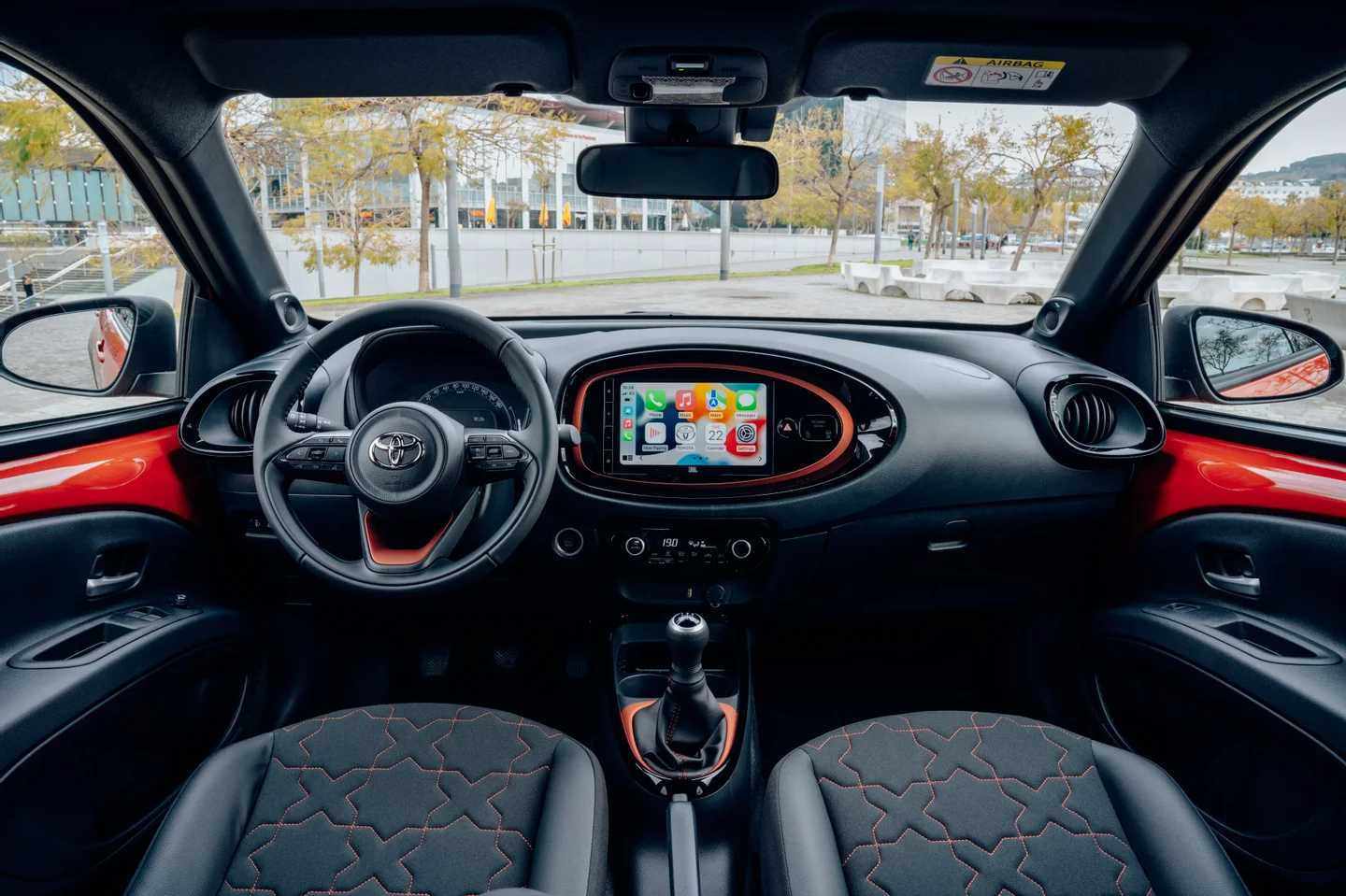 SUV Toyota Aygo X / Foto reprodução / Jayson Fong