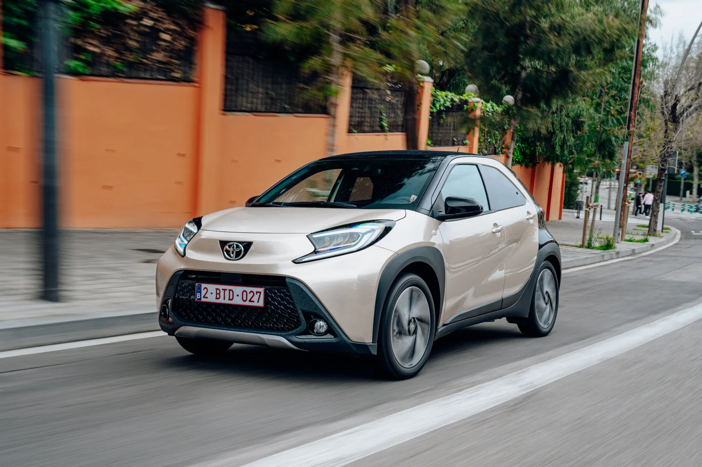 SUV Toyota Aygo X / Foto reprodução / Jayson Fong