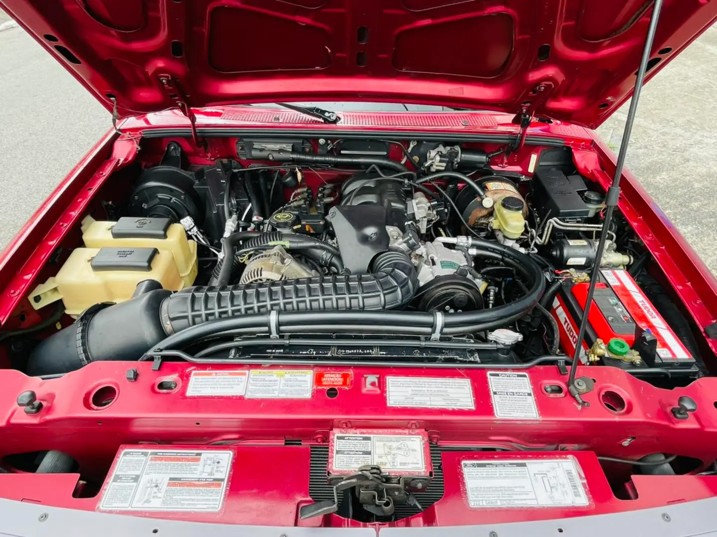 Ford Ranger XL 1996 com motor V6 4.0 / Foto: Julio Raridades