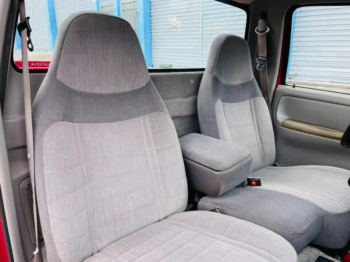 Ford Ranger XL 1996 com motor V6 4.0 / Foto: Julio Raridades
