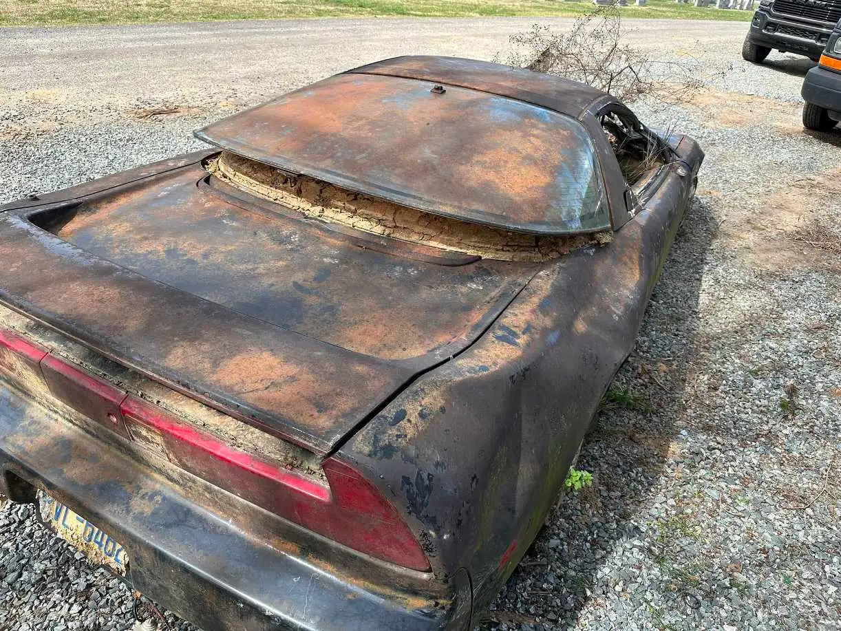Acura NSX / Foto reprodução: Facebook LSX Salvage / Becca Nicole Johnson