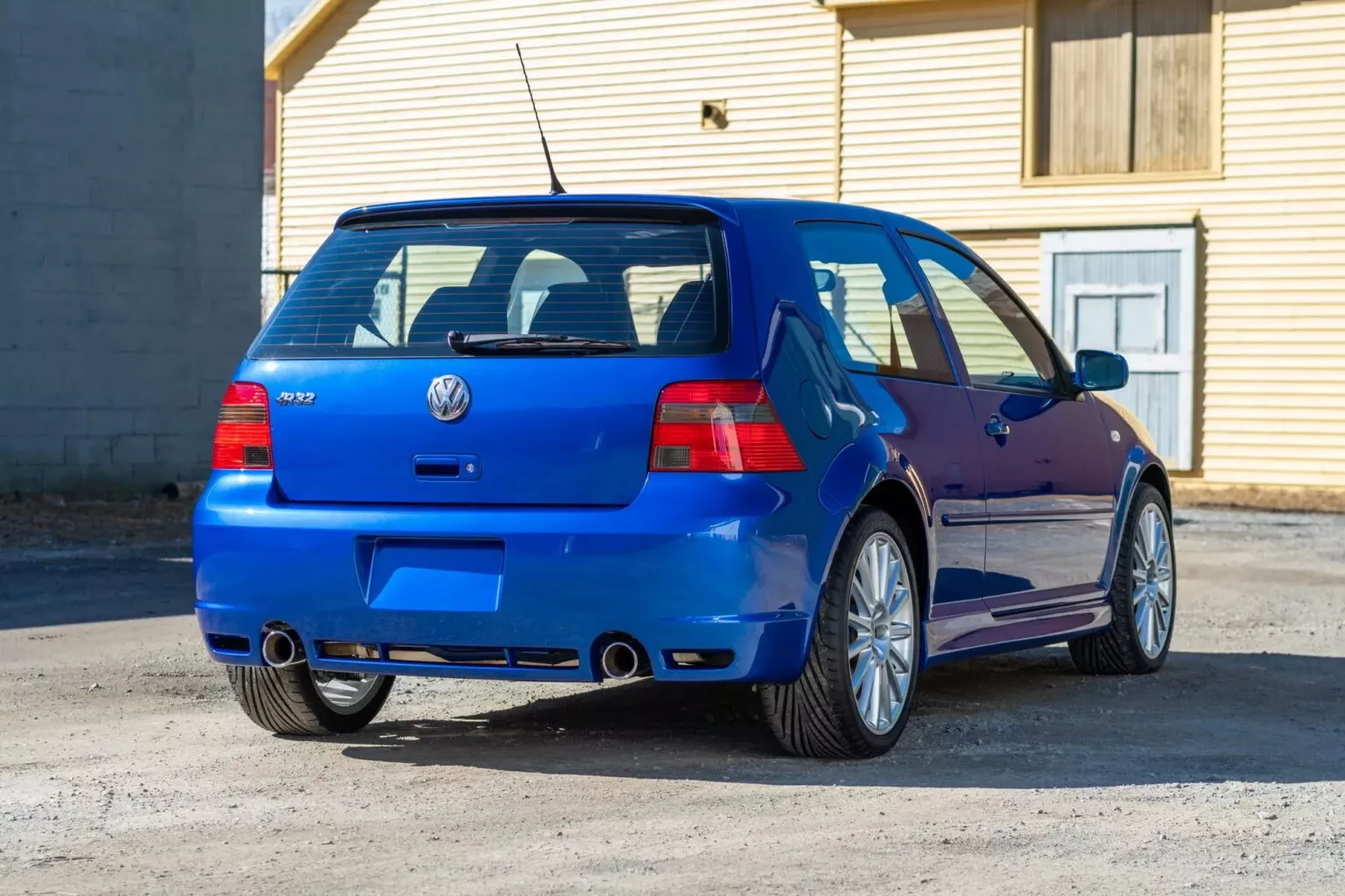 Golf Mk4 R32 2004 / Foto: Bring a Trailer
