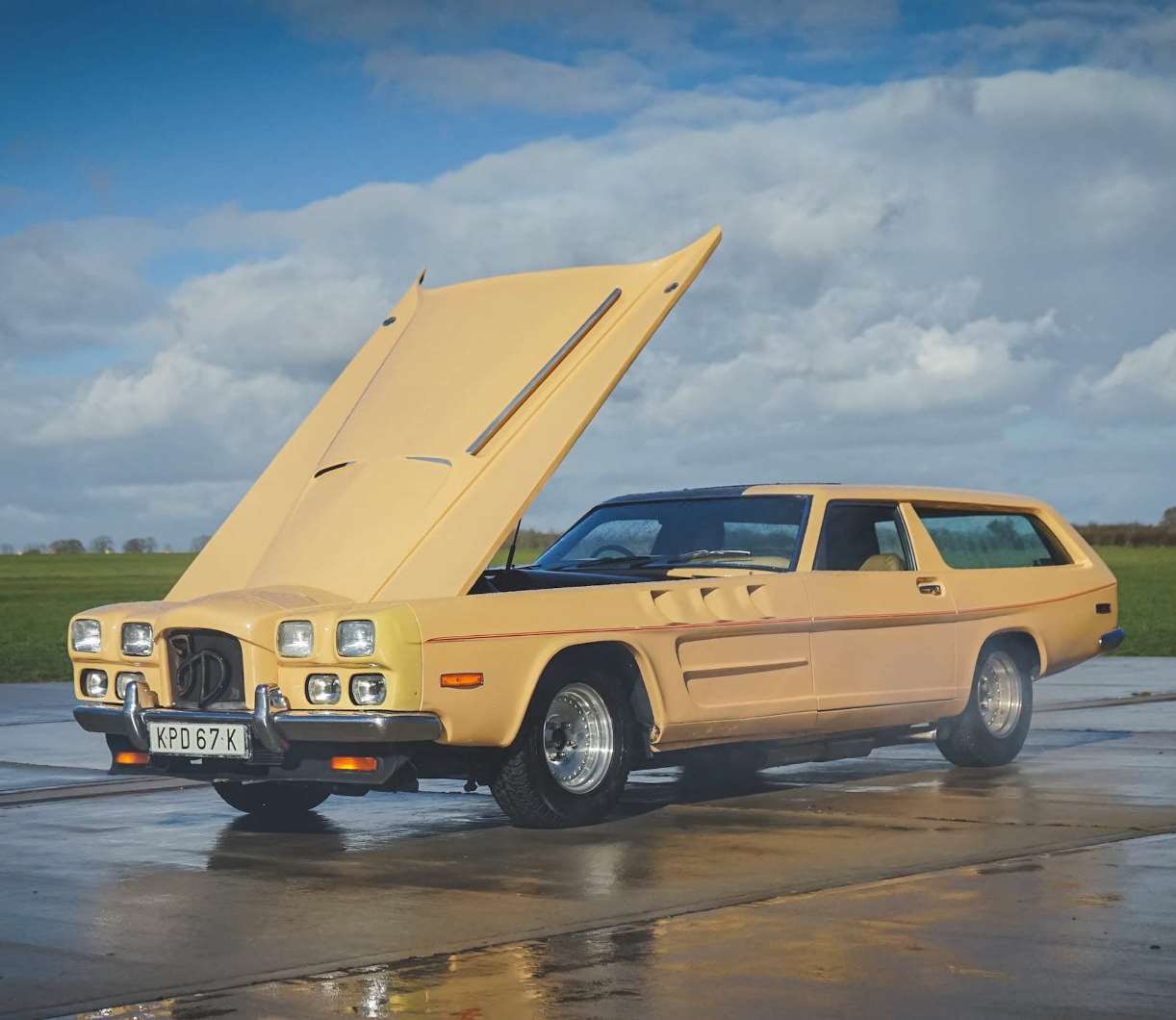 "The Beast" Foto: Car and Classic