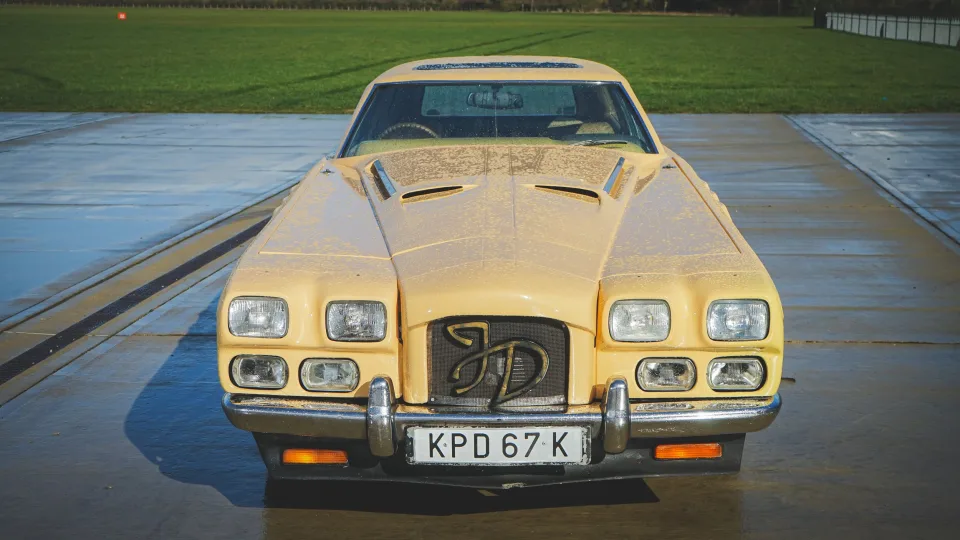 "The Beast" Foto: Car and Classic