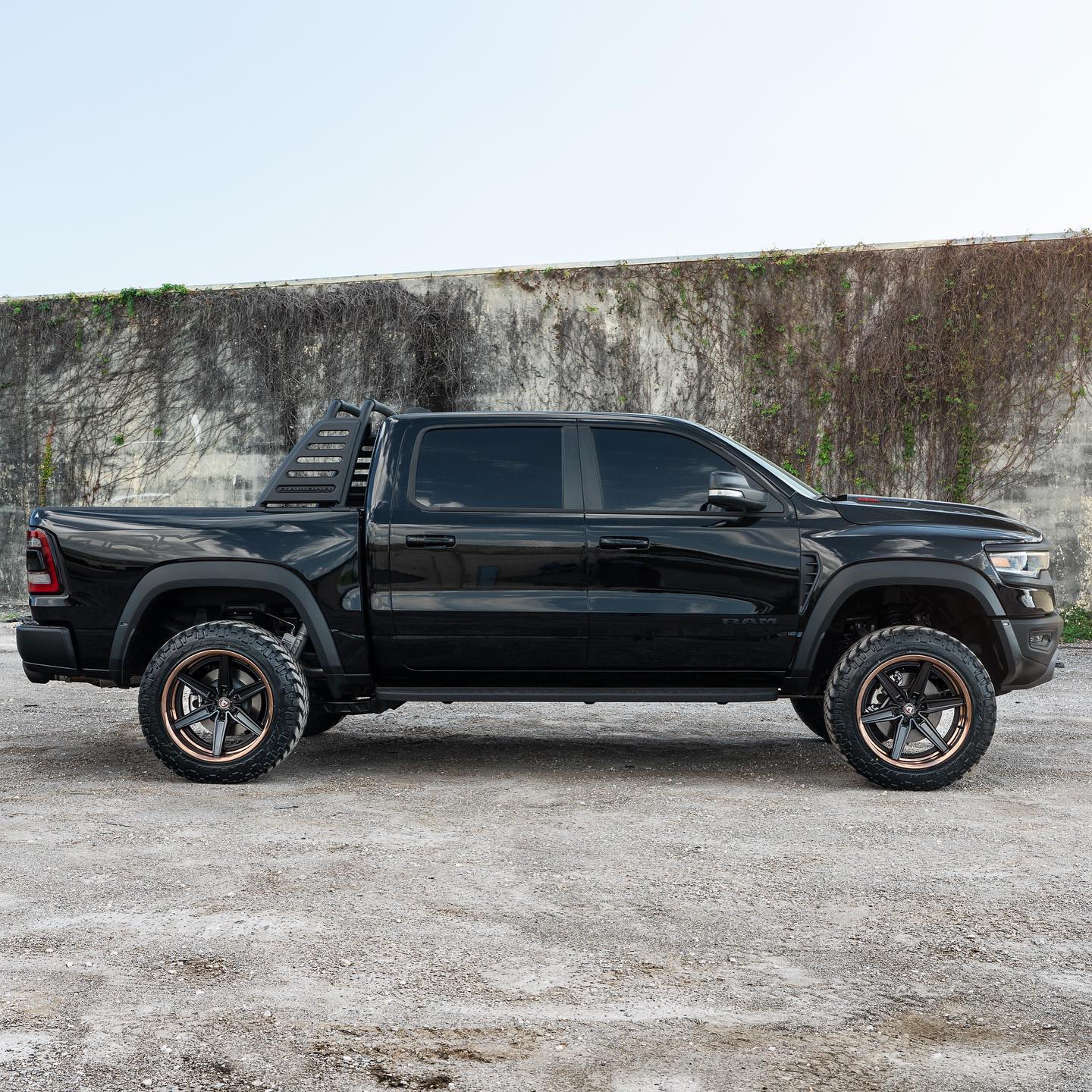 Ram 1500 TRX / Foto: ANRKY Wheels / Instagram