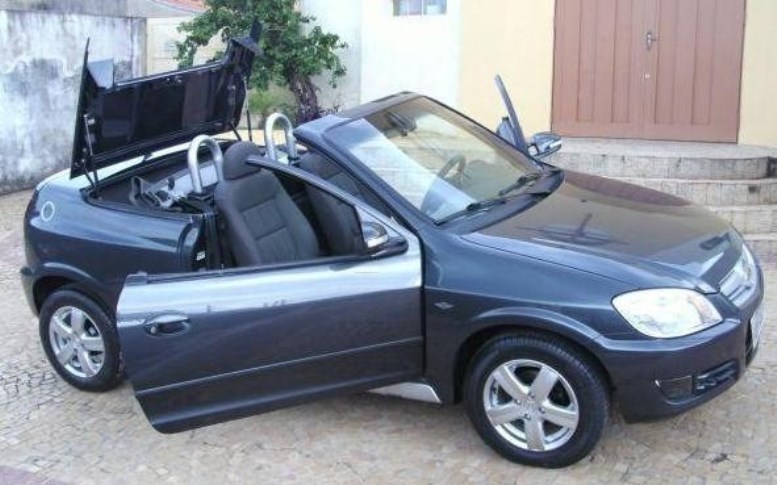 Chevrolet Celta Conversível / Foto reprodução Facebook