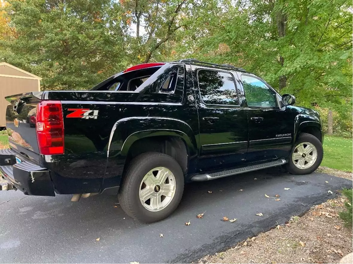 Chevrolet Avalanche LT (Z71 Black Diamond Edition)
