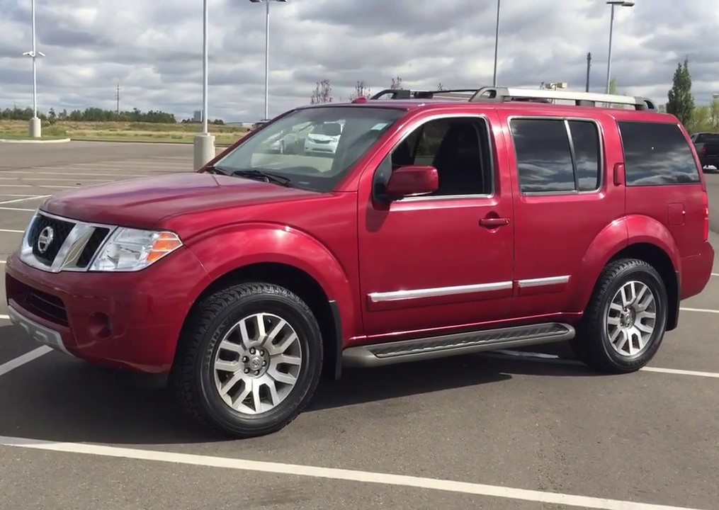 Nissan Pathfinder / Foto: YouTube - Sherwood Park Toyota