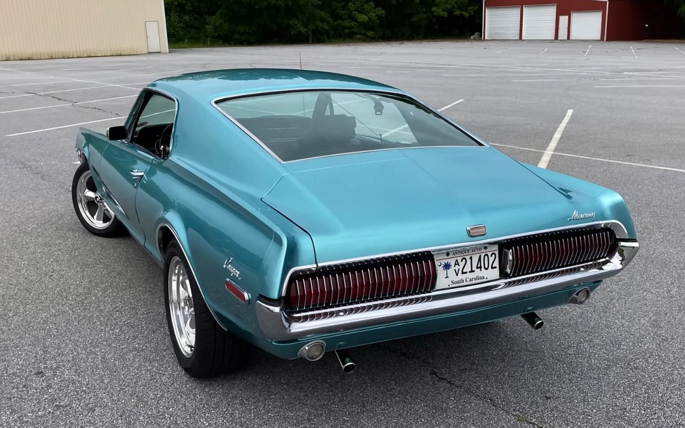 Mercury Cougar Fastback 1968 / Foto: Vintagemobilehome / Youtube