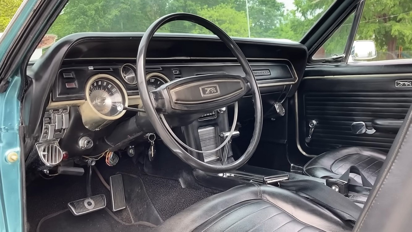Mercury Cougar Fastback 1968 / Foto: Vintagemobilehome / Youtube