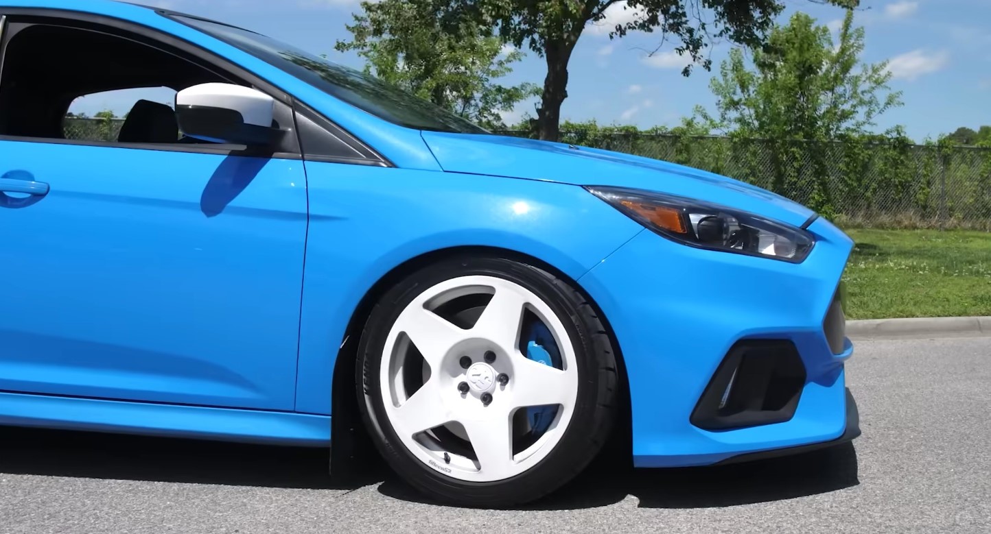 Ford Focus RS / Foto: Youtube / ThatDudeinBlue
