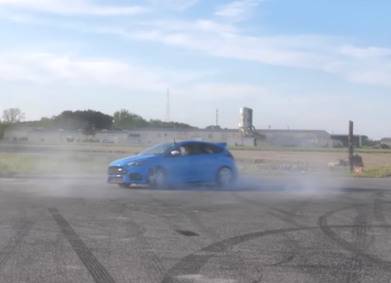 Ford Focus RS / Foto: Youtube / ThatDudeinBlue