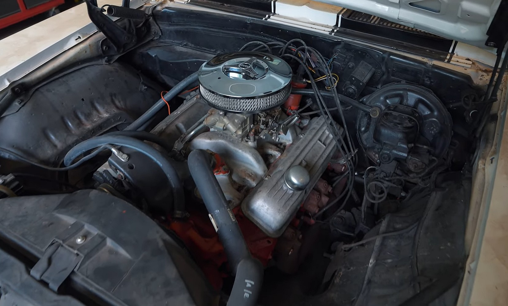 Chevrolet Camaro Z/28 barn find 1969 / Foto: Dennis Collins / Youtube