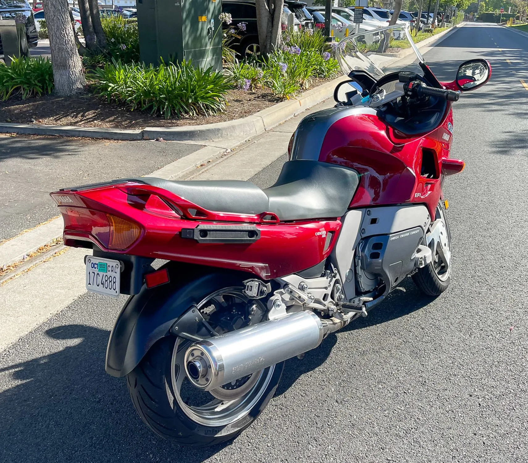 Via: Iconic Motorbike Auctions