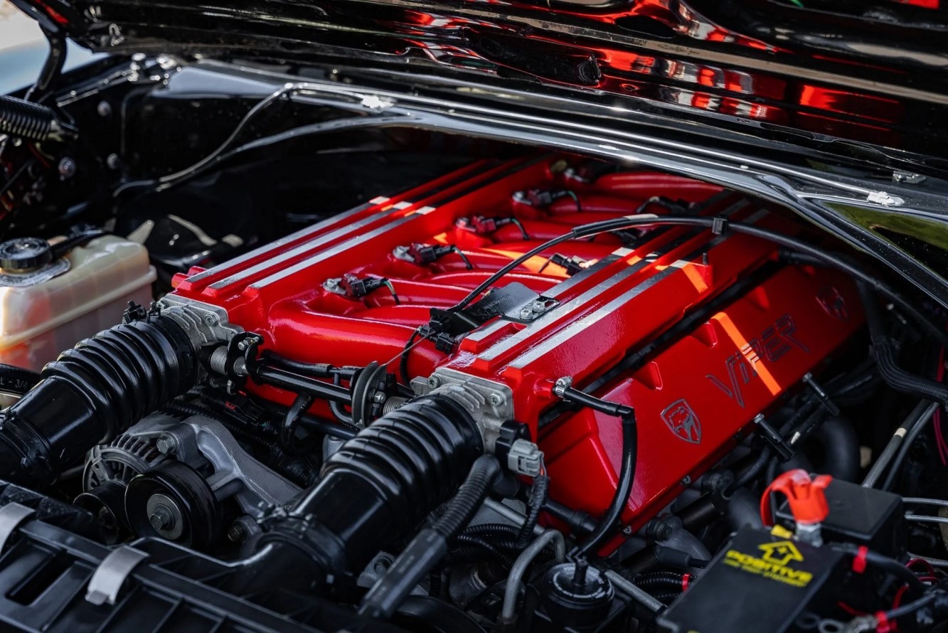 Dodge Charger 1969 R/T Viper GTS V10 / Foto: Bringatrailer