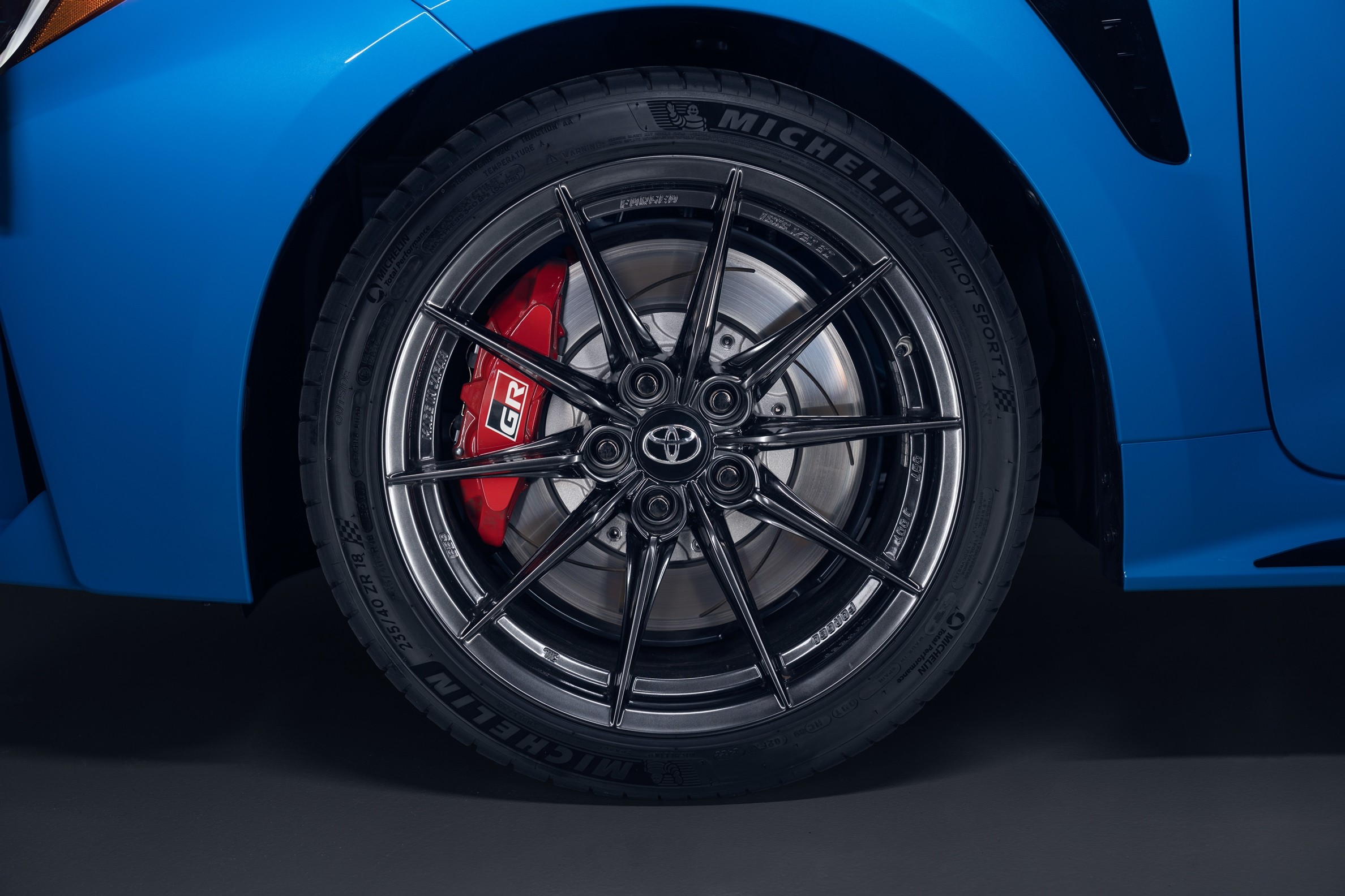 Toyota Corolla GR Circuit Edition in Blue Flame / Foto: Toyota