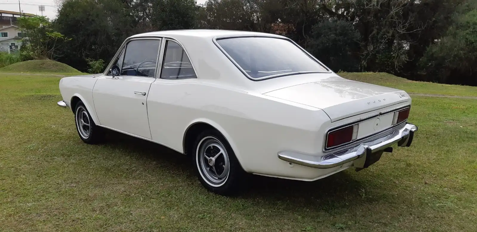 Ford Corcel Luxo 1973 / Foto Reprodução: Clássicos Antigos