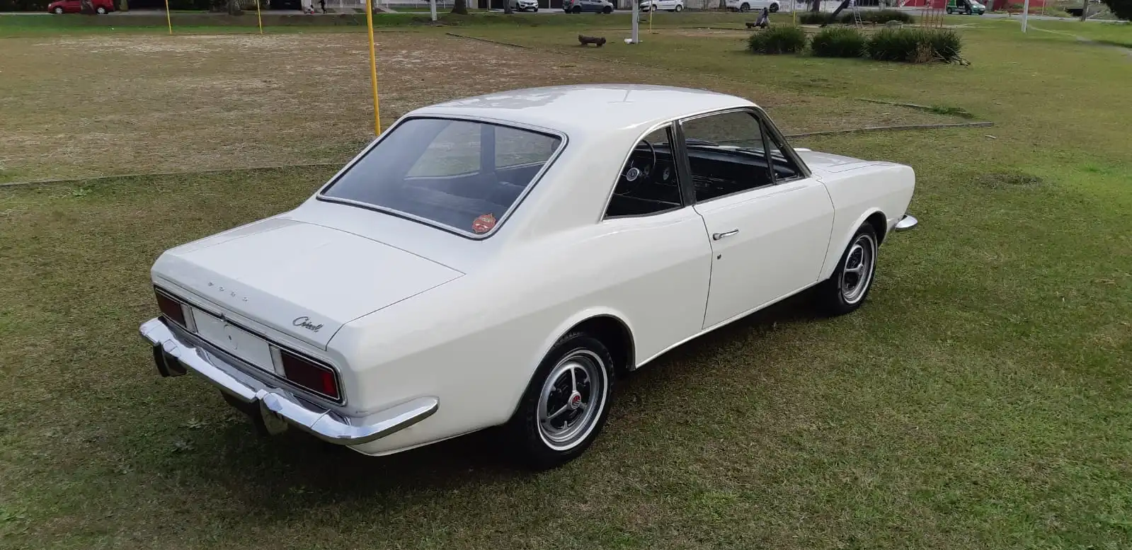 Ford Corcel Luxo 1973 / Foto Reprodução: Clássicos Antigos
