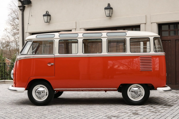 VW Kombi Corujinha 1959 / Foto reprodução / Bring a Trailer