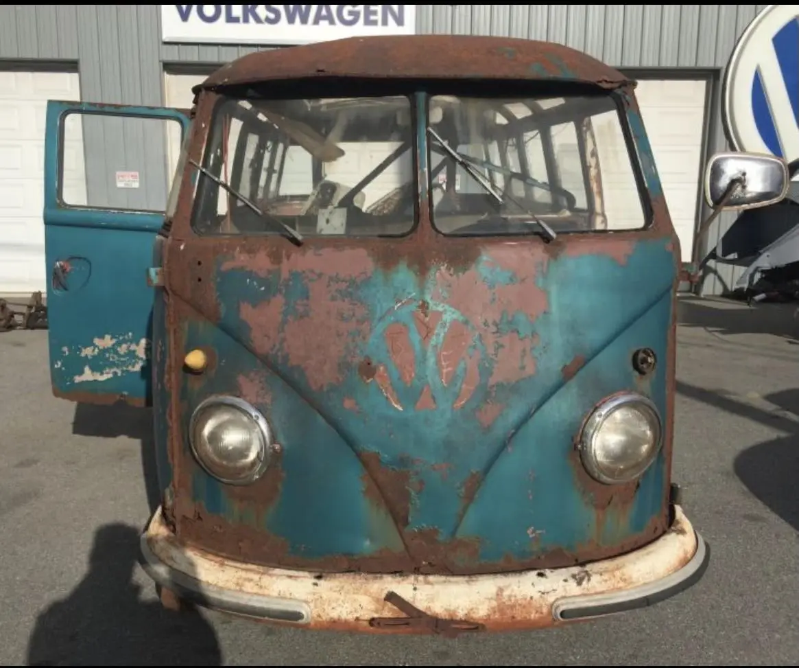 VW Kombi Corujinha 1959 / Foto reprodução / Bring a Trailer