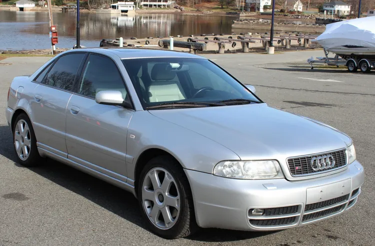 Audi S4 2002