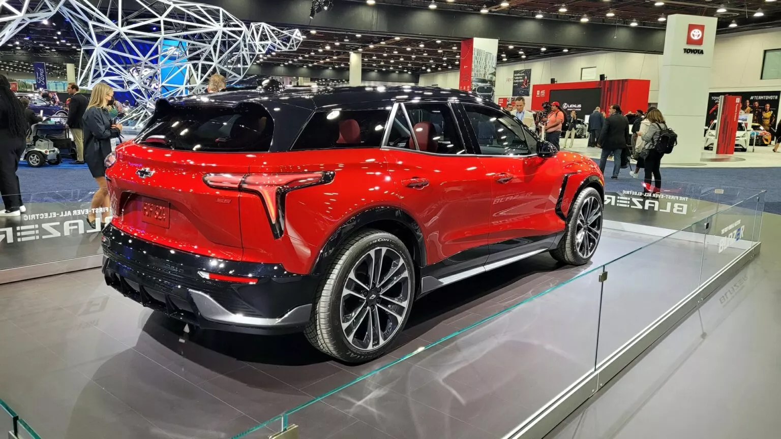 Nova Chevrolet Blazer EV SS 2024 / Foto: GM